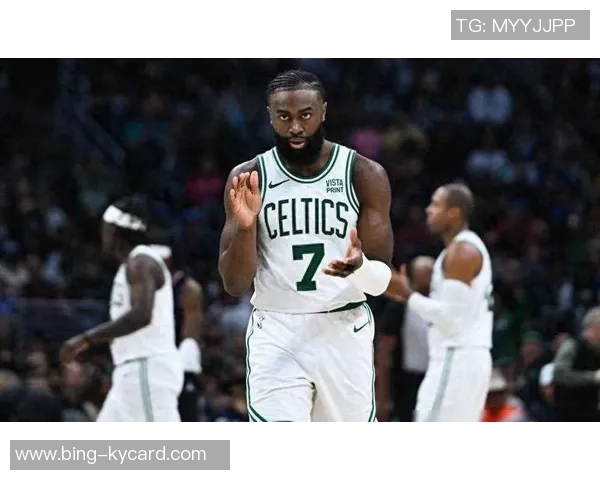 杰伦布朗强调季前赛首战防守重要性全力提升比赛节奏