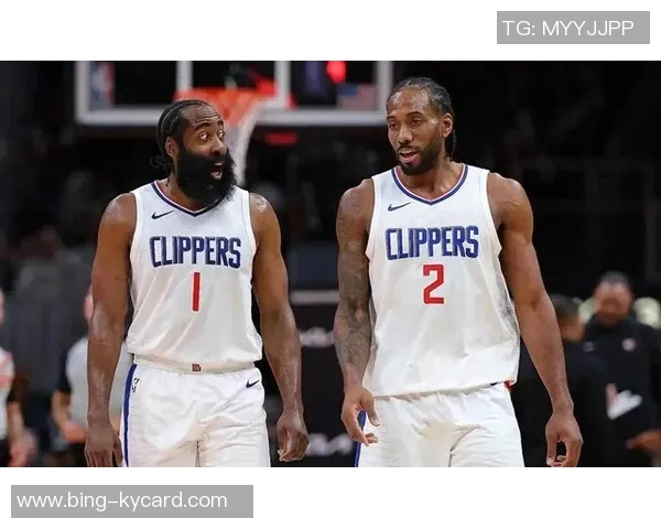 昔日队友今敌手KD穿火箭战袍对决哈登快船球衣真让人唏嘘